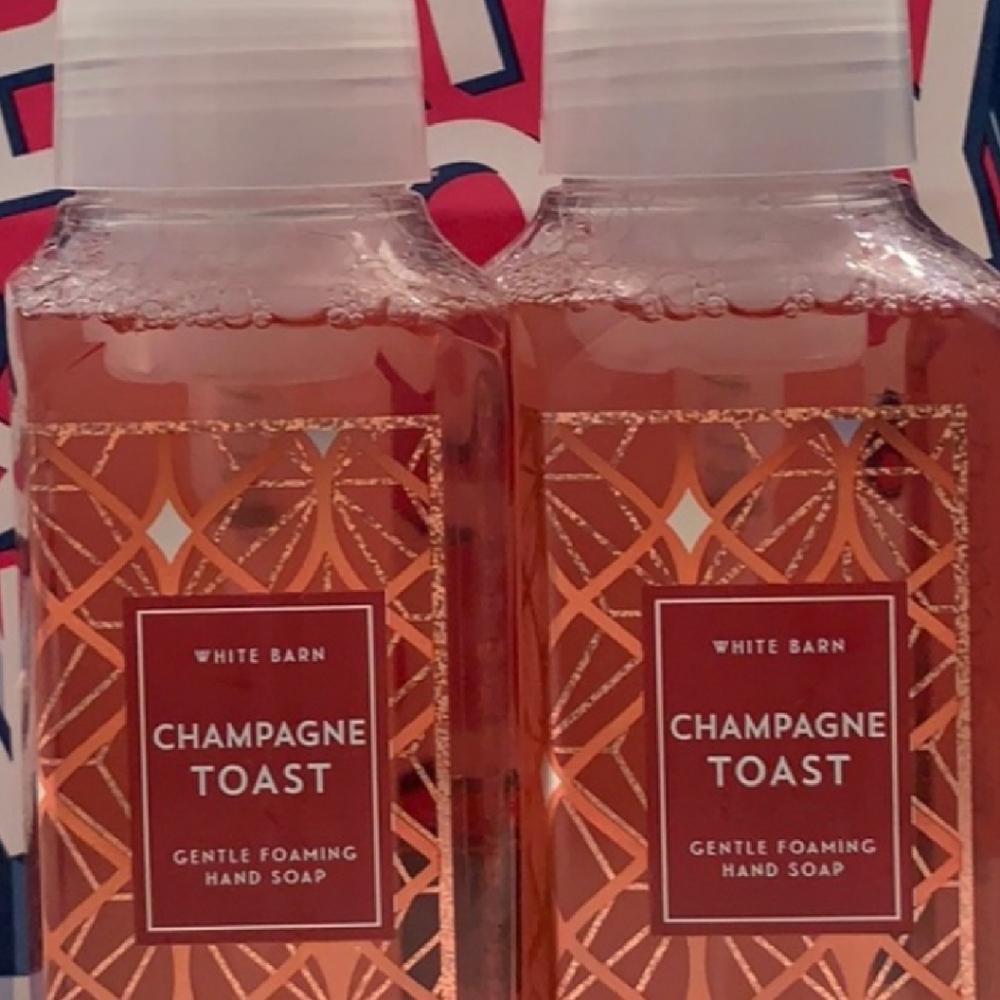 Bath and Body Works, (White Barn) (2) Champagne Toast Foaming Hand Soap